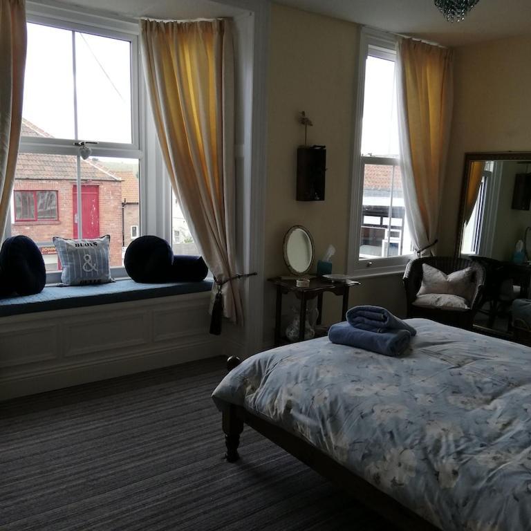 A Summer Place - Spacious Maisonette, Central Whitby, Sleeps 4, Close To Amenities Appartement Buitenkant foto