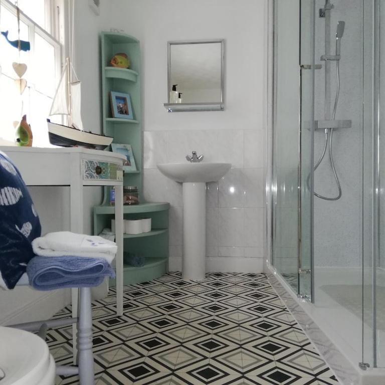 A Summer Place - Spacious Maisonette, Central Whitby, Sleeps 4, Close To Amenities Appartement Buitenkant foto