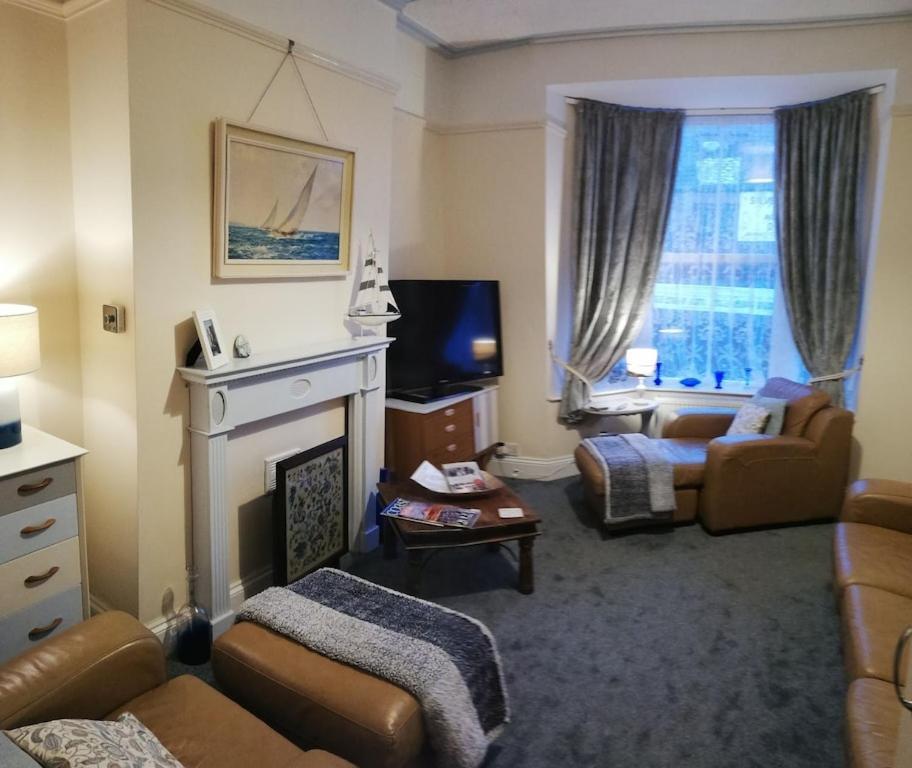 A Summer Place - Spacious Maisonette, Central Whitby, Sleeps 4, Close To Amenities Appartement Buitenkant foto